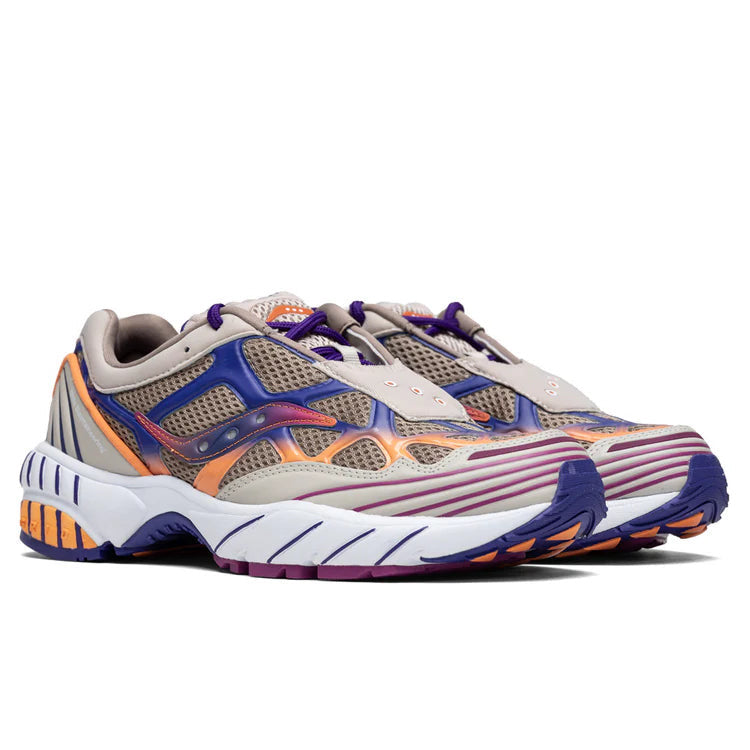 SAUCONY X WHITE MOUNTAINEERING GRID WEB