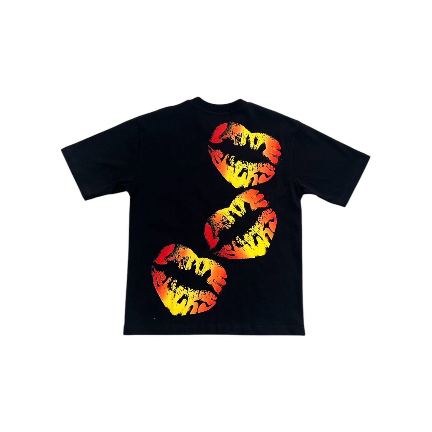 LOVE KILLS COMIC TEE